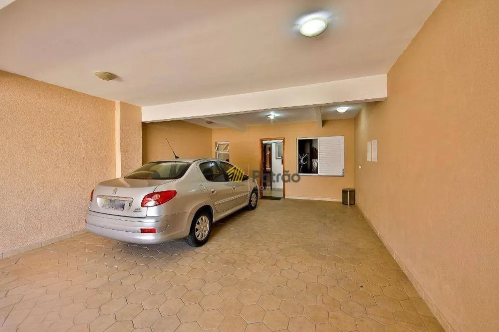 Sobrado, 3 quartos, 293 m² - Foto 1
