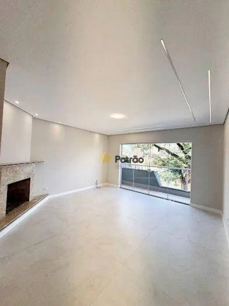 Sobrado, 3 quartos, 263 m² - Foto 2