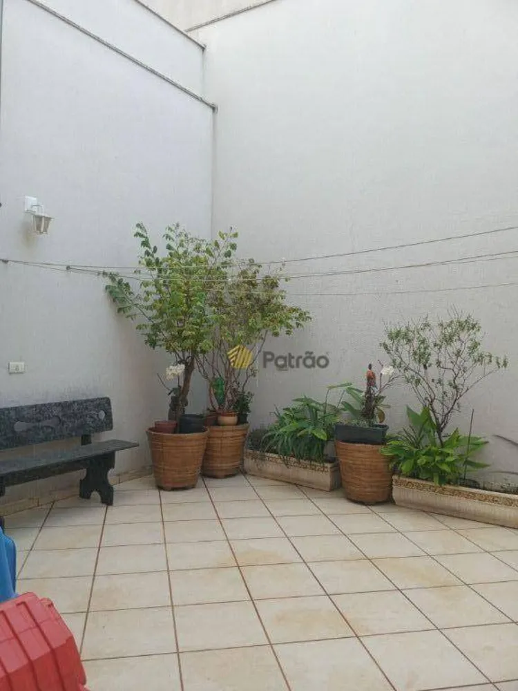 Sobrado, 3 quartos, 215 m² - Foto 3