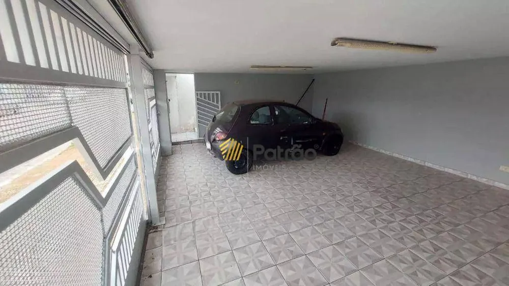 Casa, 3 quartos, 210 m² - Foto 1