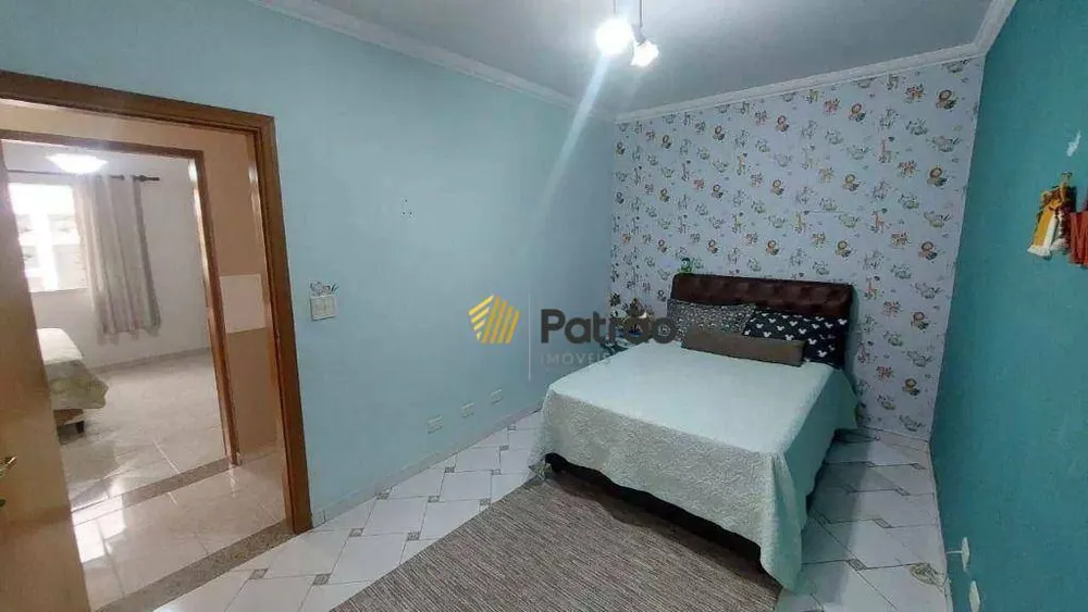 Casa, 3 quartos, 210 m² - Foto 4