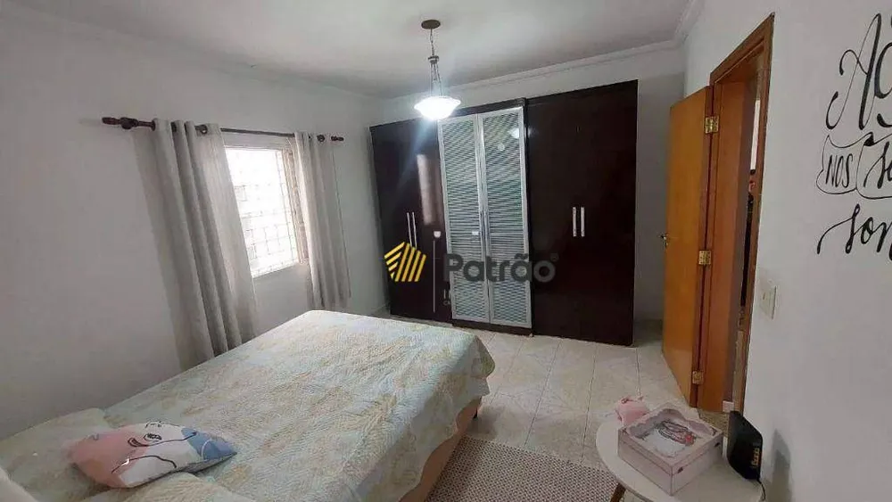 Casa, 3 quartos, 210 m² - Foto 13