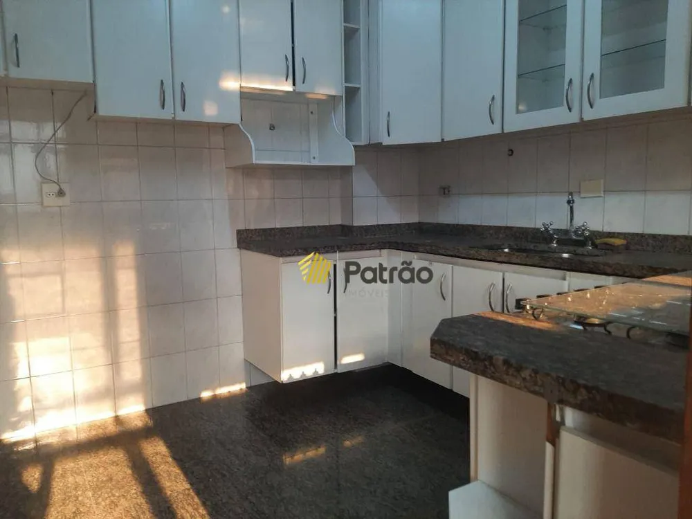 Apartamento, 3 quartos, 141 m² - Foto 2
