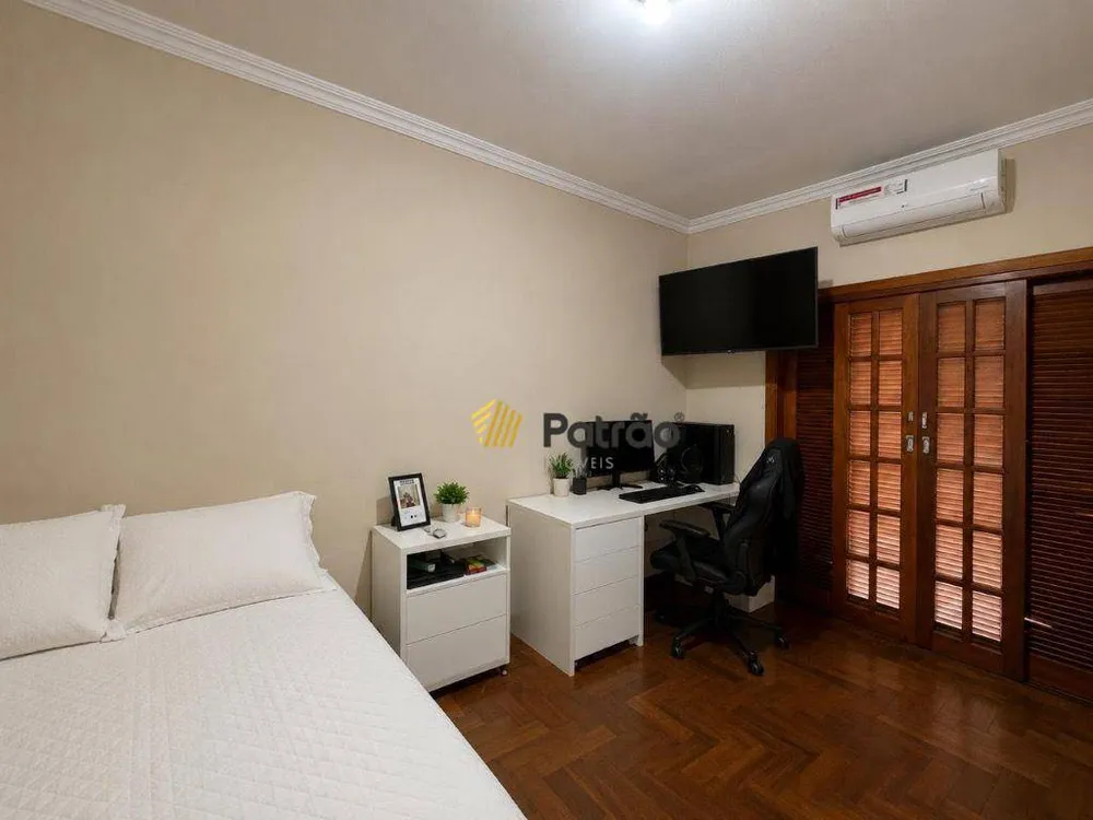 Casa, 3 quartos, 351 m² - Foto 11