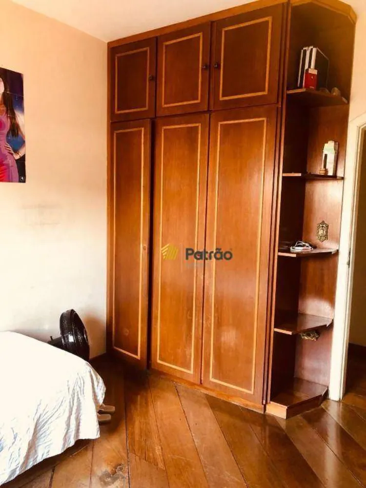 Sobrado, 5 quartos, 246 m² - Foto 9