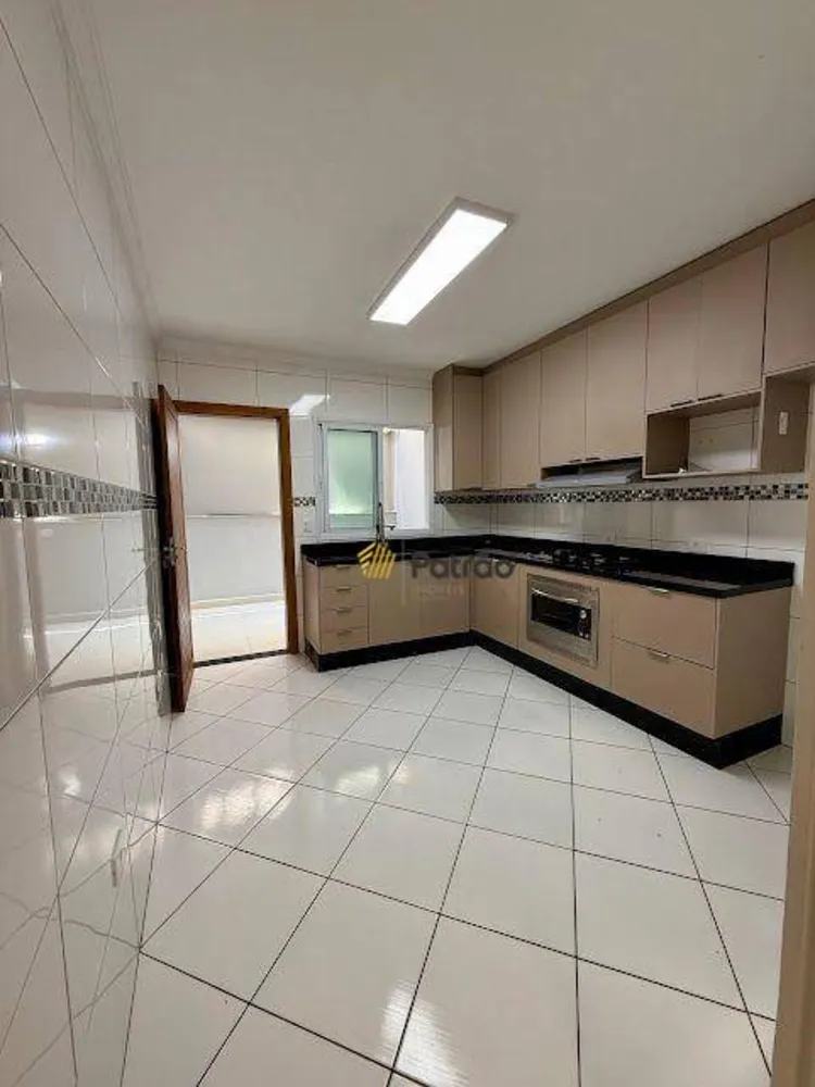 Sobrado, 3 quartos, 115 m² - Foto 1