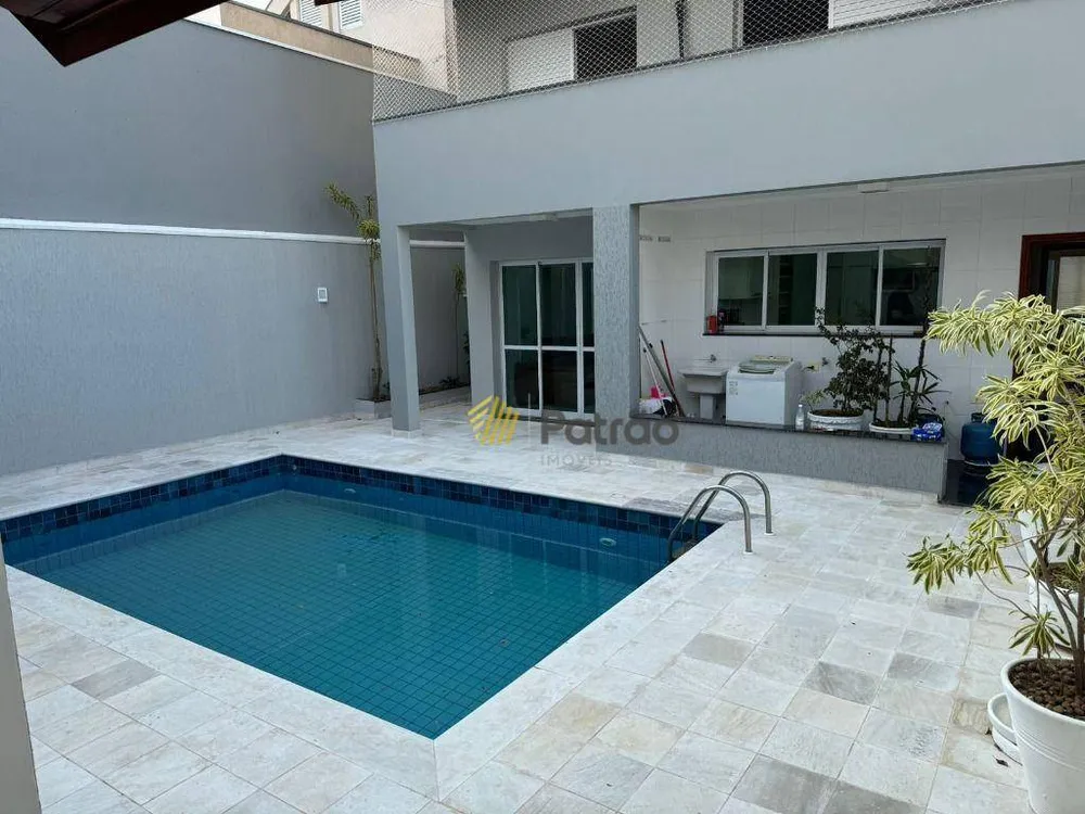 Sobrado, 5 quartos, 310 m² - Foto 3