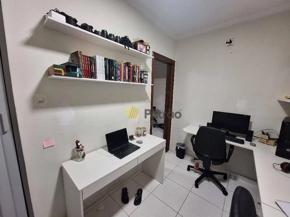 Sobrado, 5 quartos, 244 m² - Foto 4