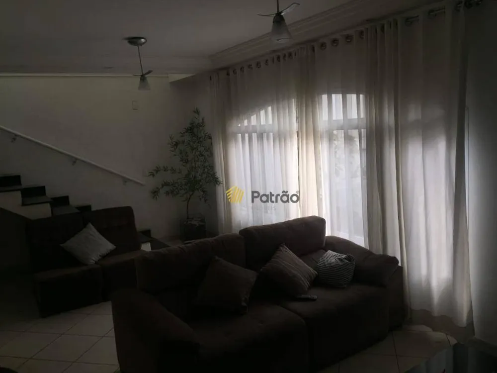 Casa, 4 quartos, 318 m² - Foto 3