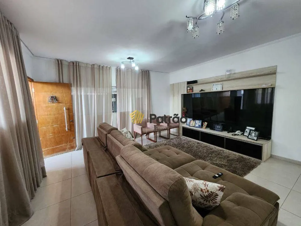 Casa, 4 quartos, 450 m² - Foto 3
