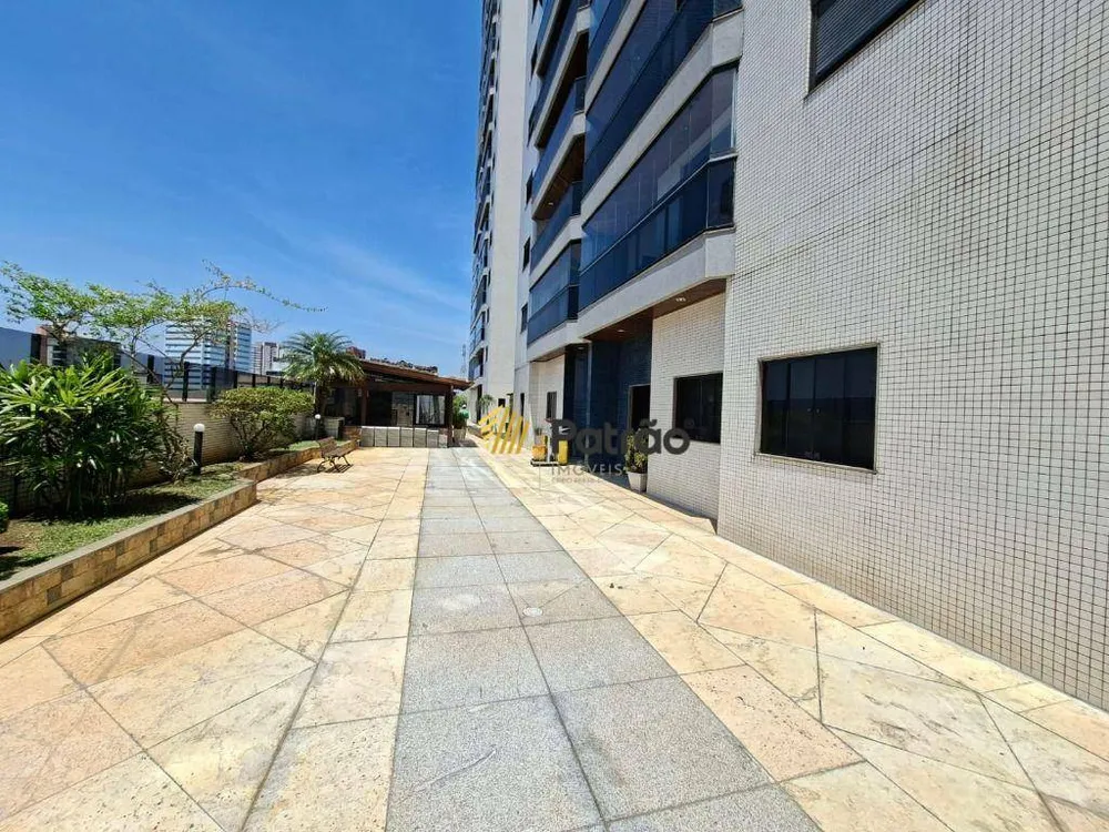 Cobertura, 3 quartos, 196 m² - Foto 11