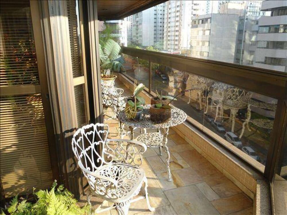Apartamento, 4 quartos, 220 m² - Foto 1