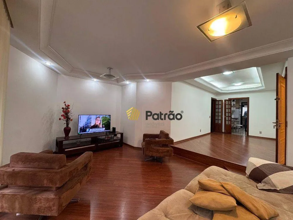 Apartamento, 3 quartos, 120 m² - Foto 1
