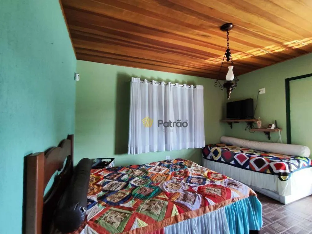 Chácara, 3 quartos, 1787 m² - Foto 10