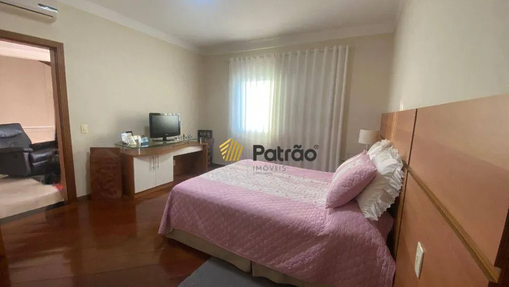 Casa, 3 quartos, 297 m² - Foto 11