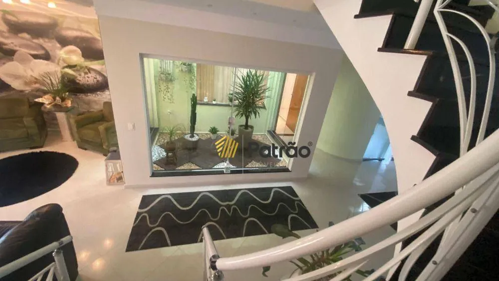 Casa, 3 quartos, 297 m² - Foto 4