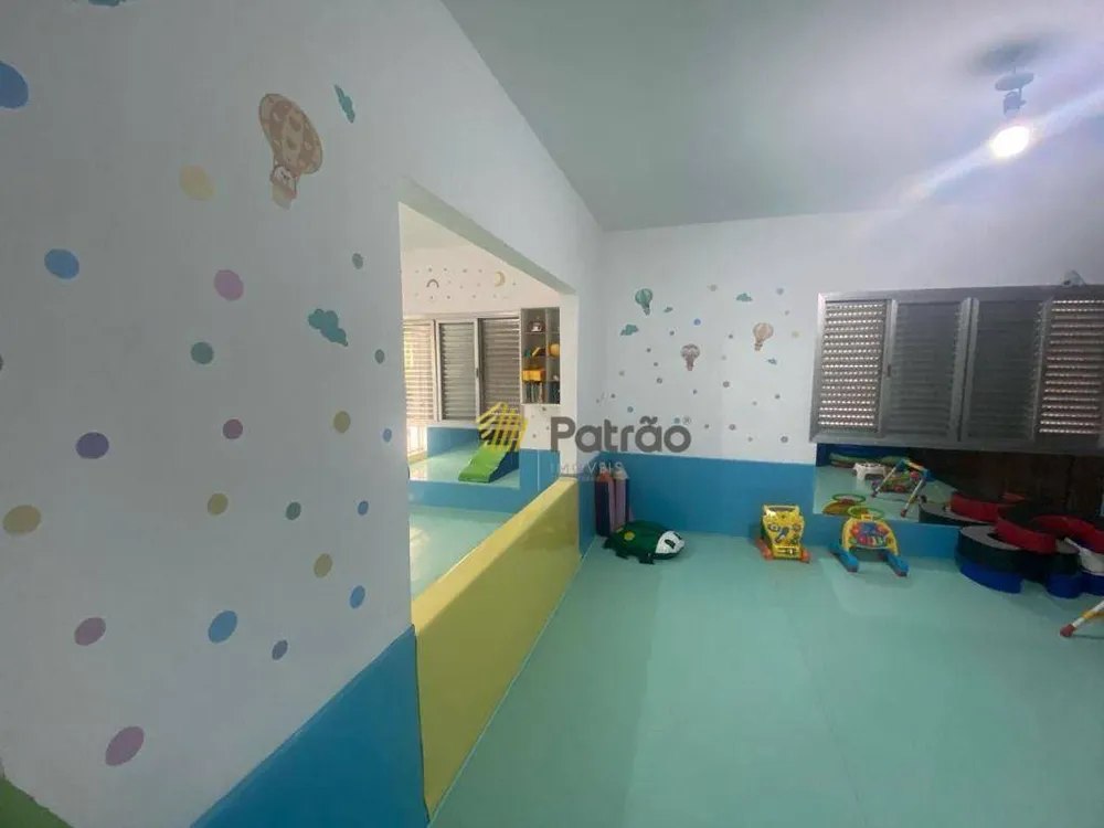 Sobrado, 1 quarto, 325 m² - Foto 11