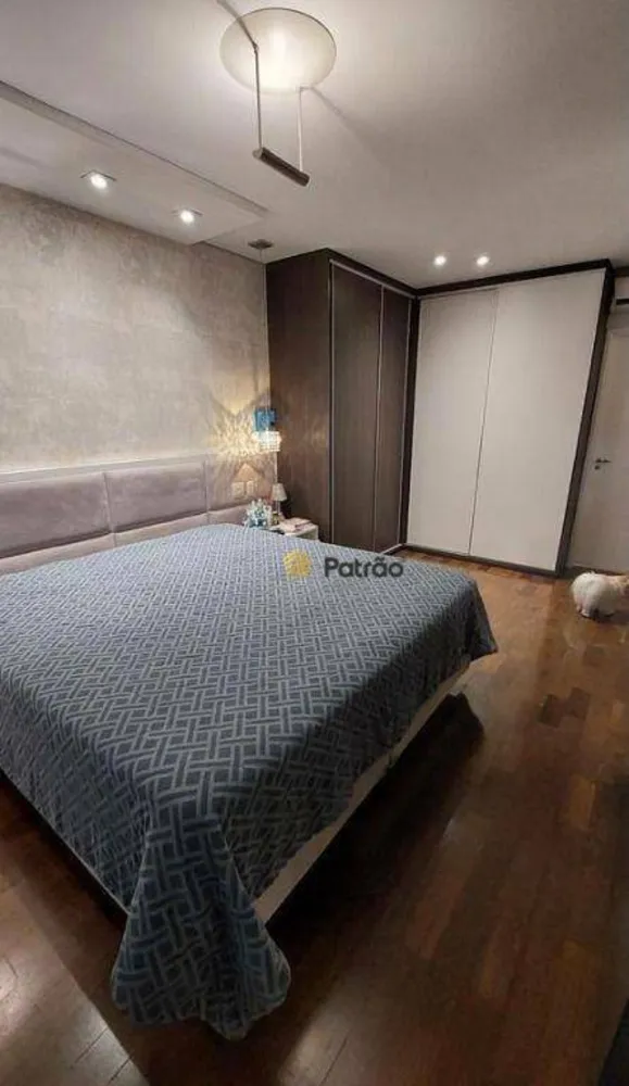 Casa, 3 quartos, 240 m² - Foto 11