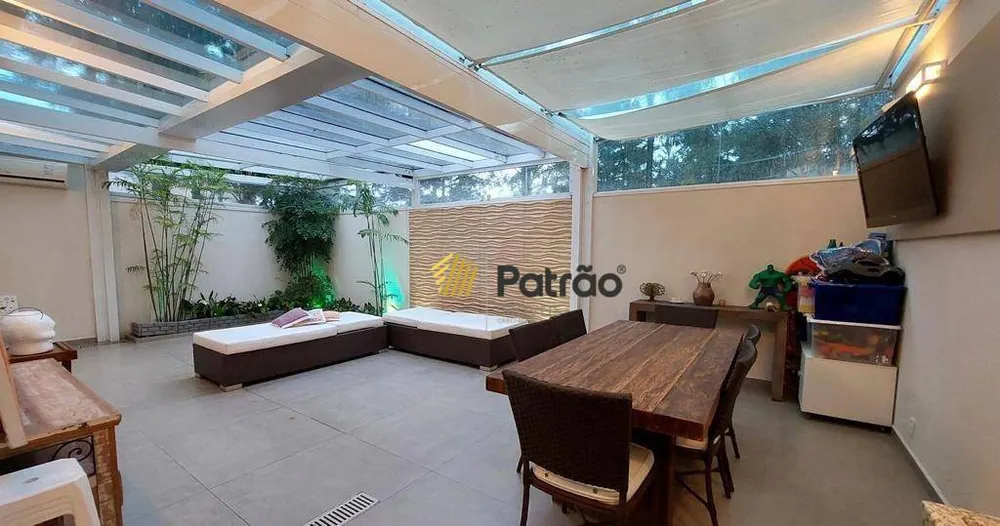 Casa, 3 quartos, 240 m² - Foto 15
