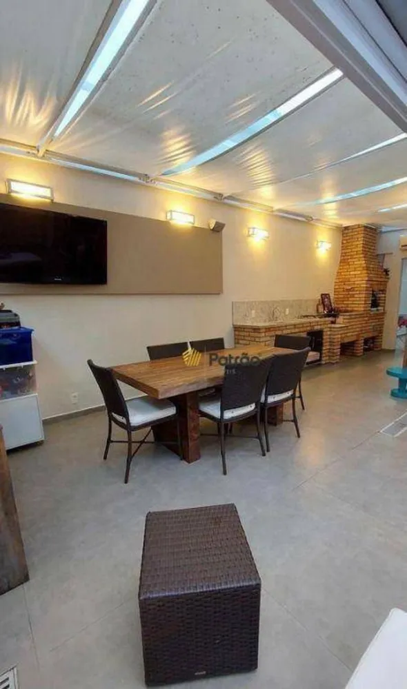 Casa, 3 quartos, 240 m² - Foto 13