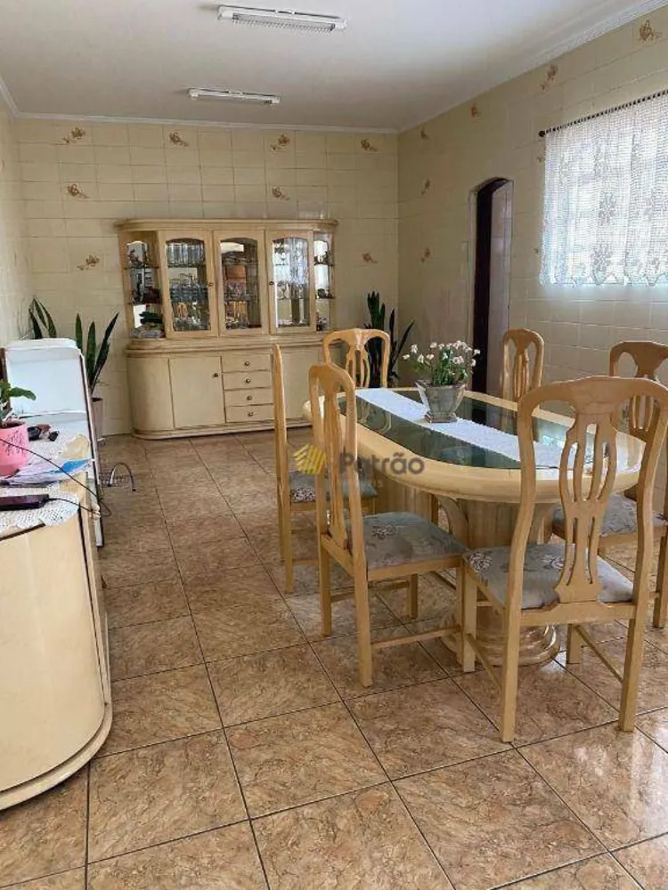 Sobrado, 4 quartos, 586 m² - Foto 5