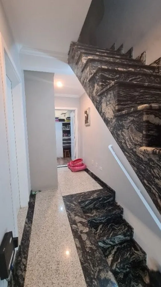 Sobrado, 5 quartos, 306 m² - Foto 2