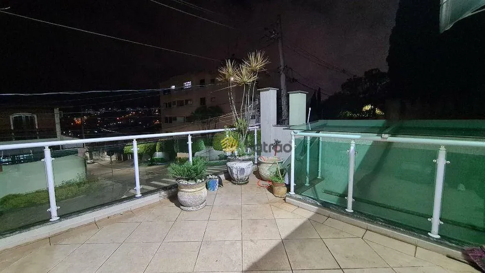Sobrado, 5 quartos, 306 m² - Foto 5