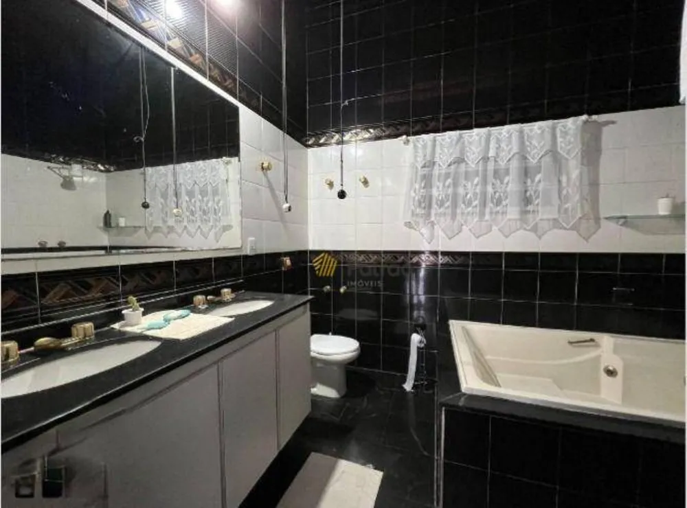 Sobrado, 5 quartos, 310 m² - Foto 3