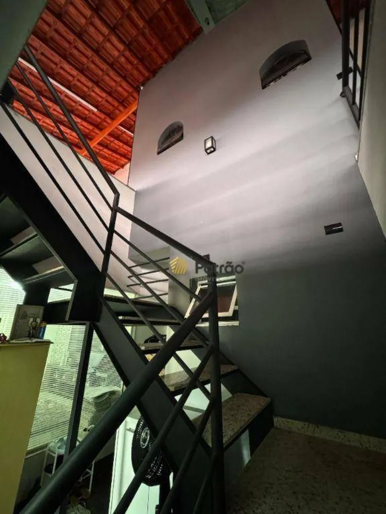 Sobrado, 3 quartos, 356 m² - Foto 3