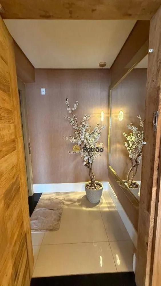 Apartamento, 3 quartos, 155 m² - Foto 1