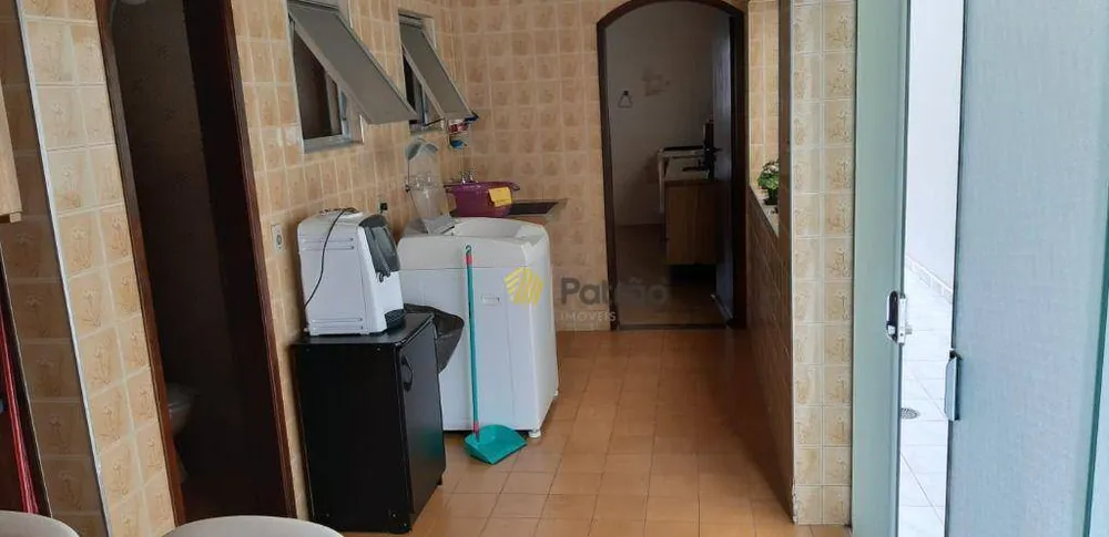 Sobrado, 3 quartos, 320 m² - Foto 1