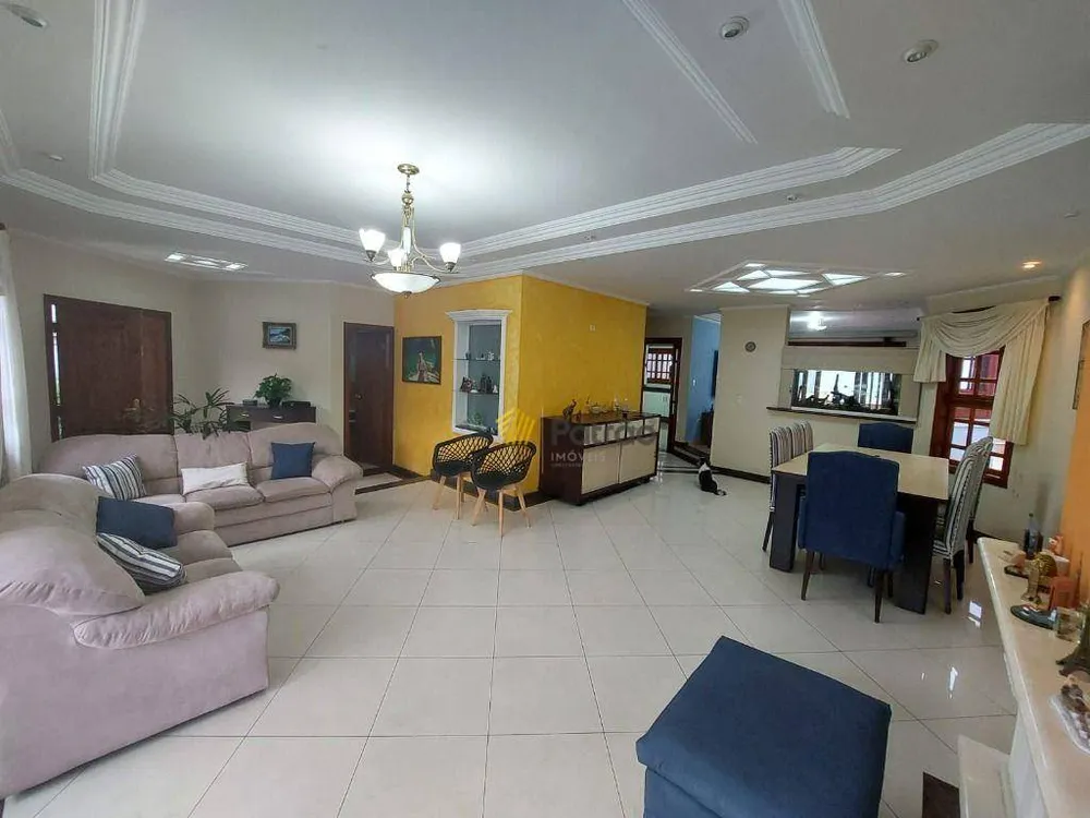 Sobrado, 4 quartos, 357 m² - Foto 1