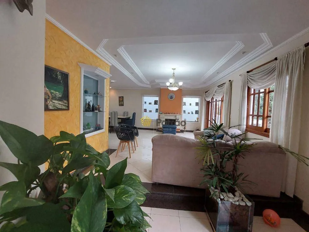 Sobrado, 4 quartos, 357 m² - Foto 2