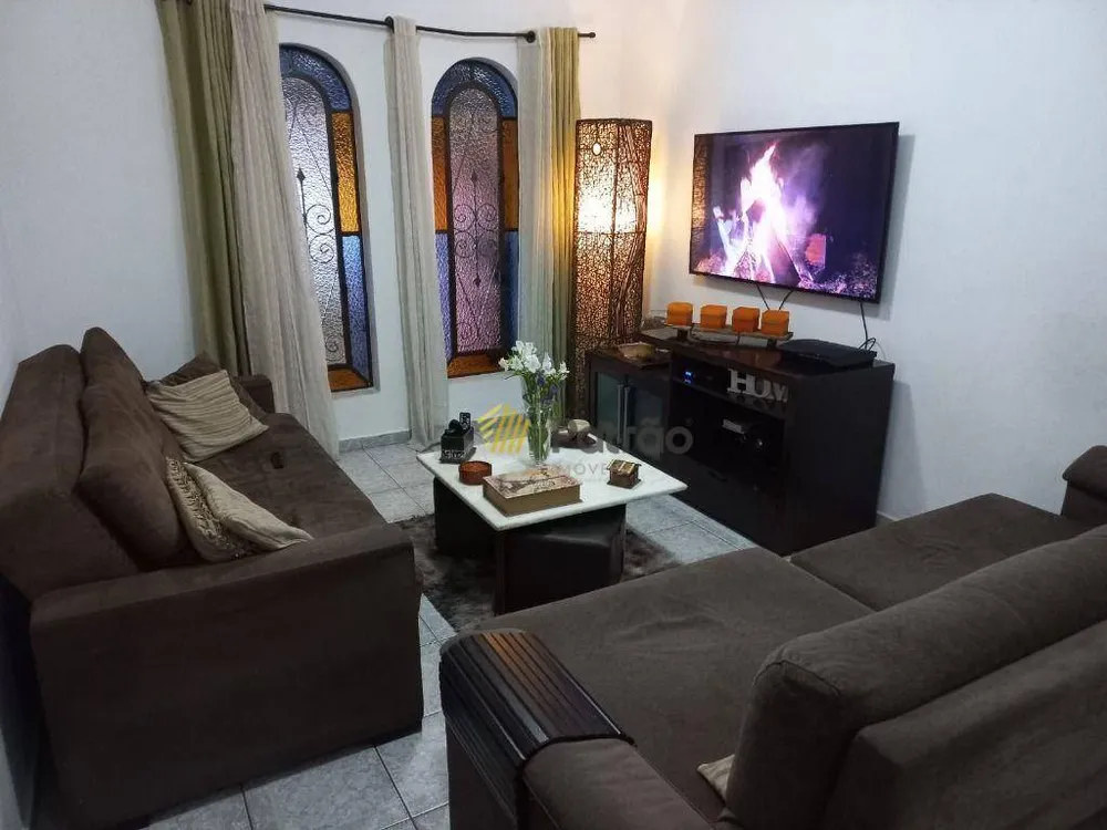 Sobrado, 4 quartos, 179 m² - Foto 1