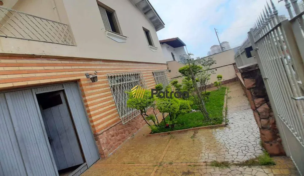 Sobrado, 3 quartos, 370 m² - Foto 1