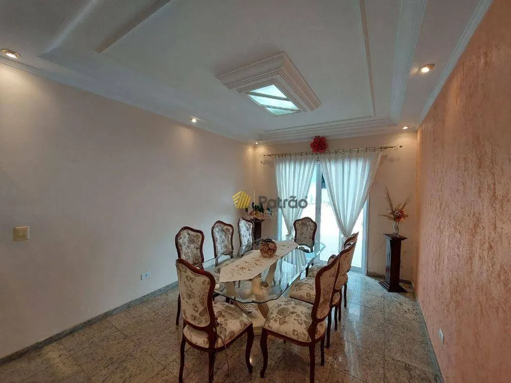 Sobrado, 3 quartos, 326 m² - Foto 13