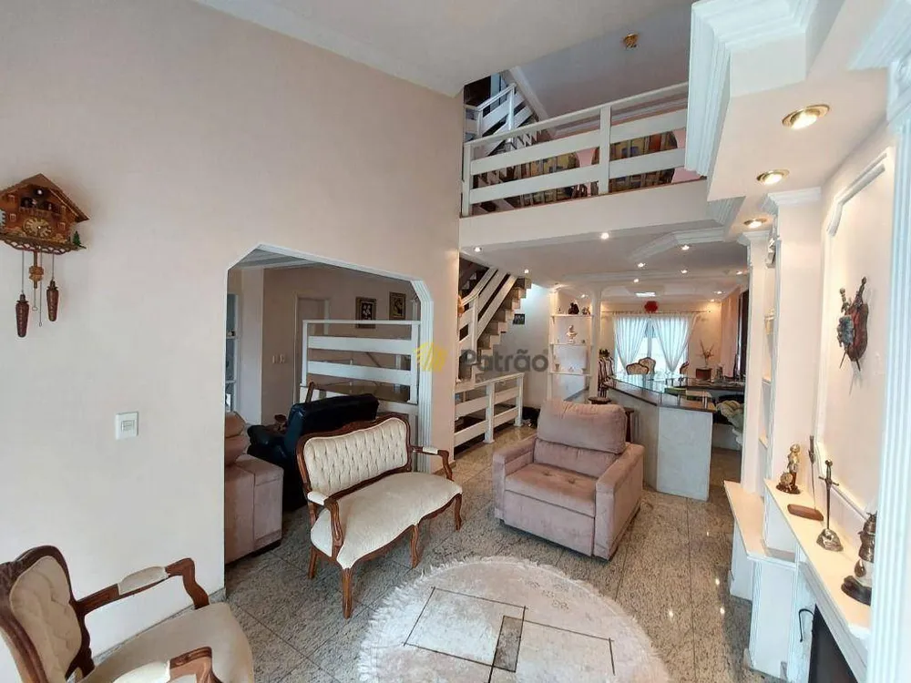 Sobrado, 3 quartos, 326 m² - Foto 6