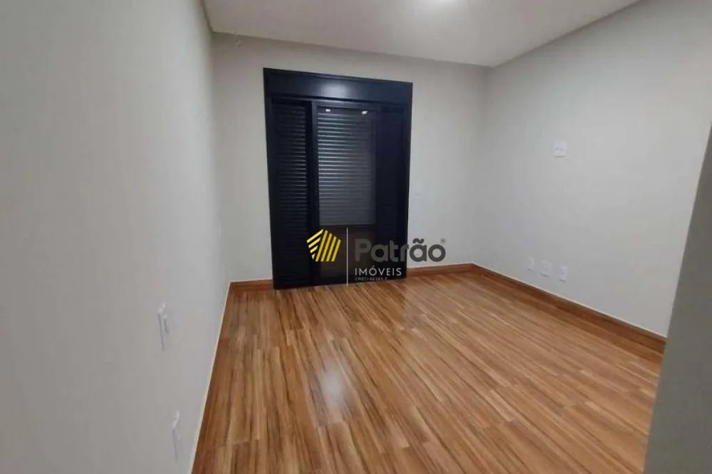 Sobrado, 3 quartos, 200 m² - Foto 1