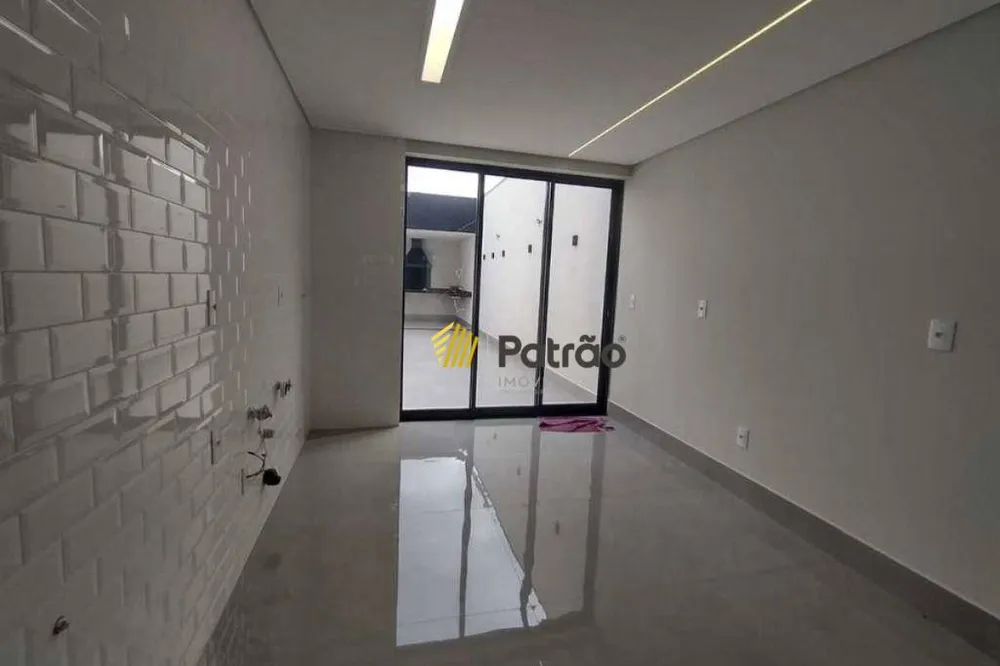 Sobrado, 3 quartos, 200 m² - Foto 2