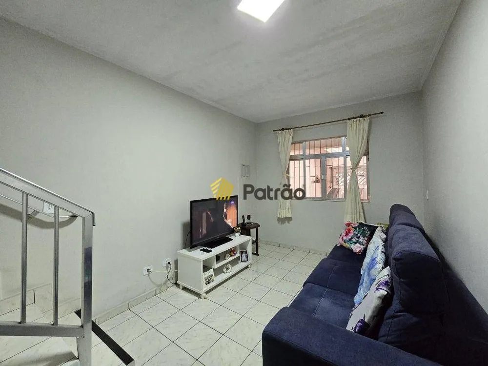 Sobrado, 3 quartos, 214 m² - Foto 1