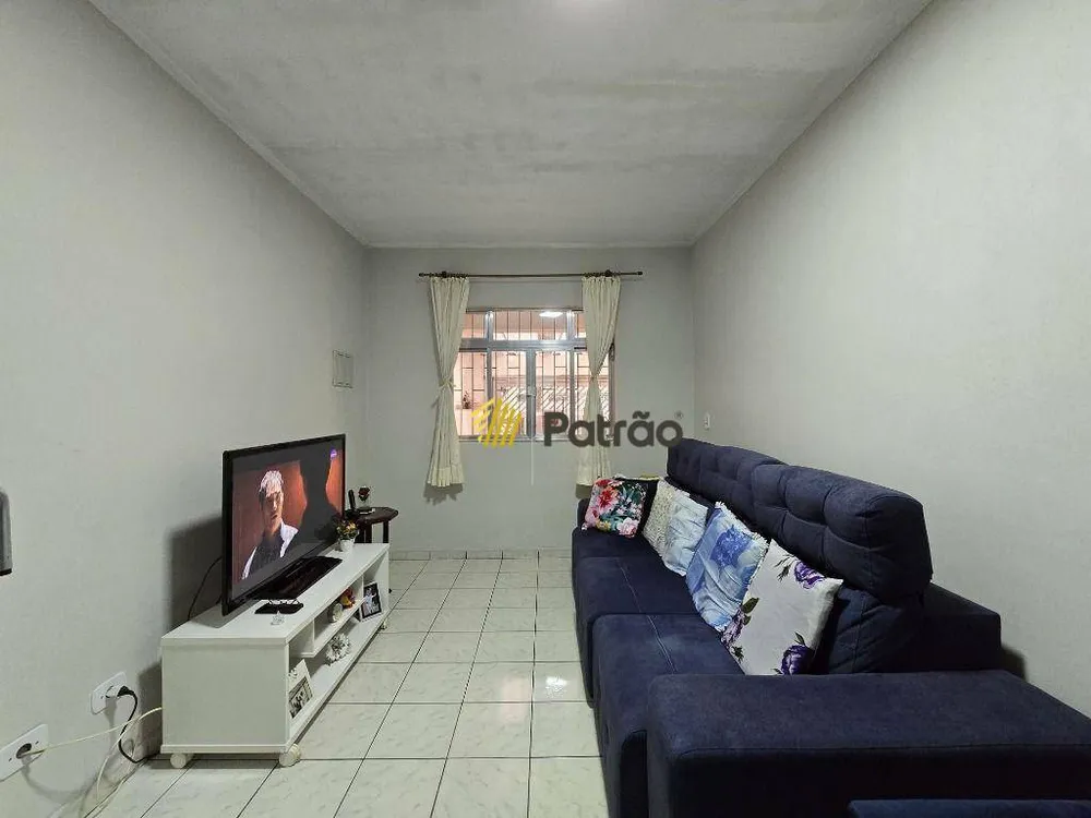 Sobrado, 3 quartos, 214 m² - Foto 2