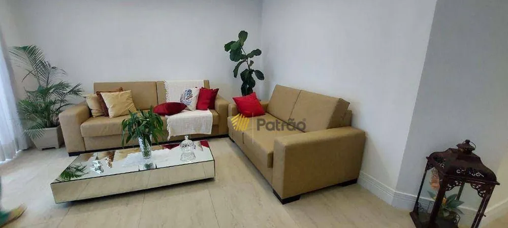 Sobrado, 3 quartos, 367 m² - Foto 7