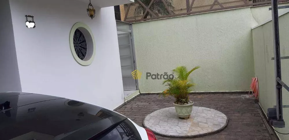 Sobrado à venda e aluguel com 3 quartos, 320m² - Foto 2