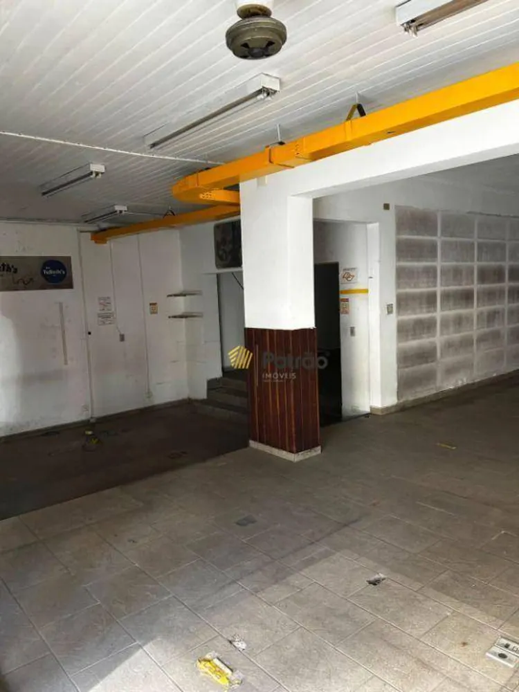 Sobrado, 445 m² - Foto 1
