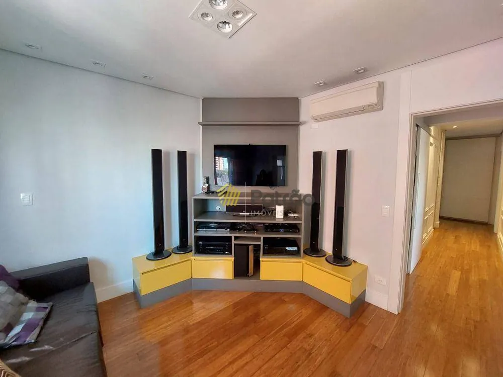 Apartamento, 4 quartos, 255 m² - Foto 1