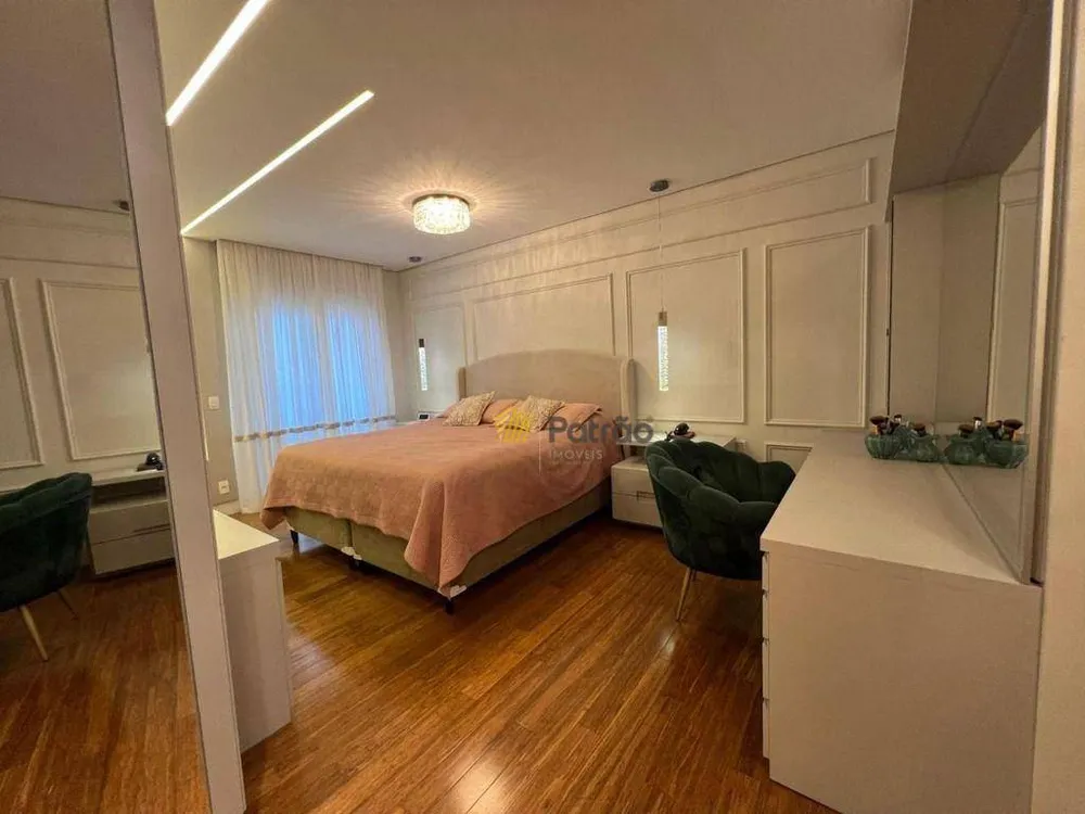 Apartamento, 4 quartos, 255 m² - Foto 1