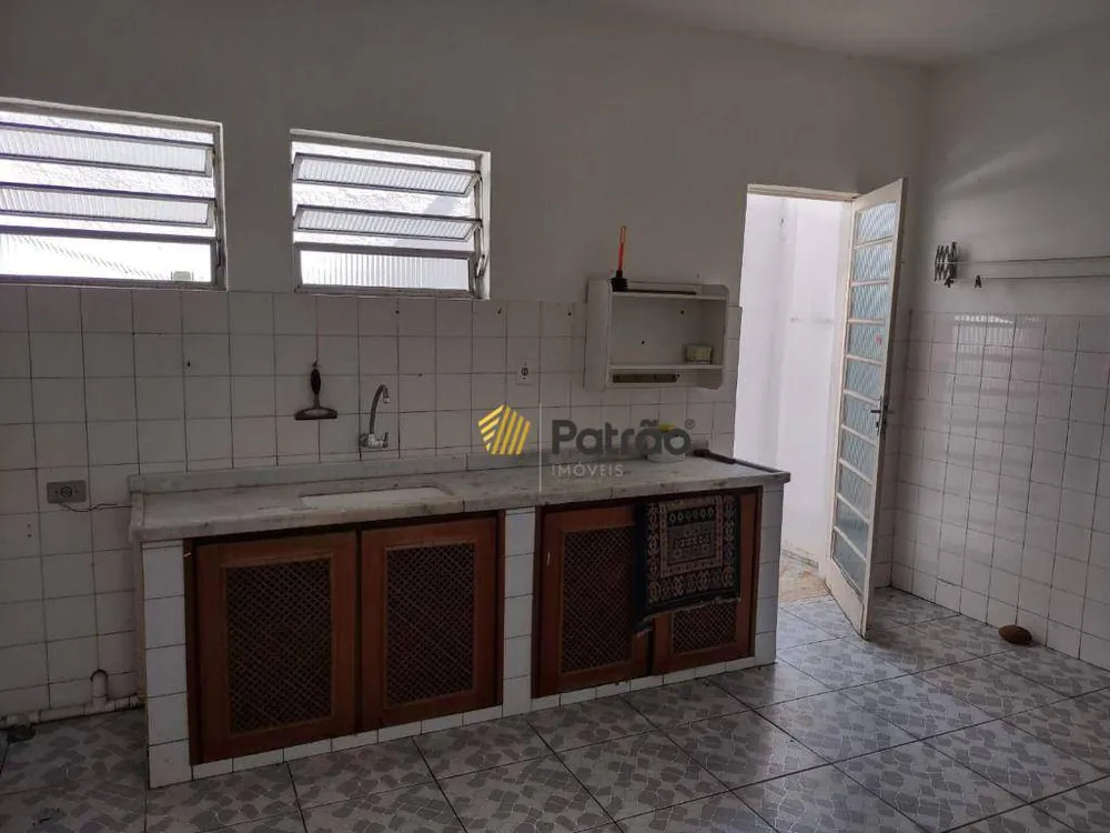 Casa, 2 quartos, 195 m² - Foto 2
