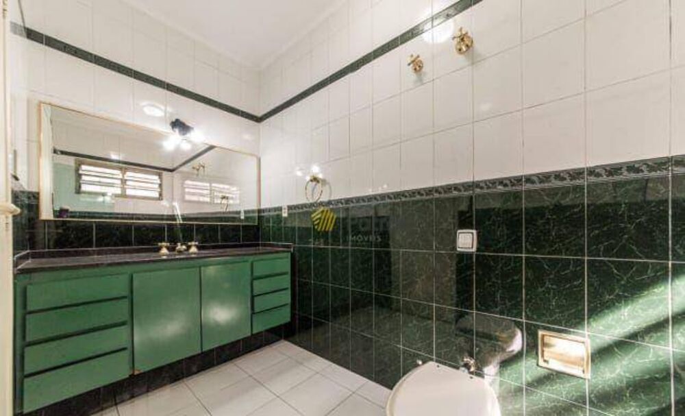 Casa, 3 quartos, 197 m² - Foto 1