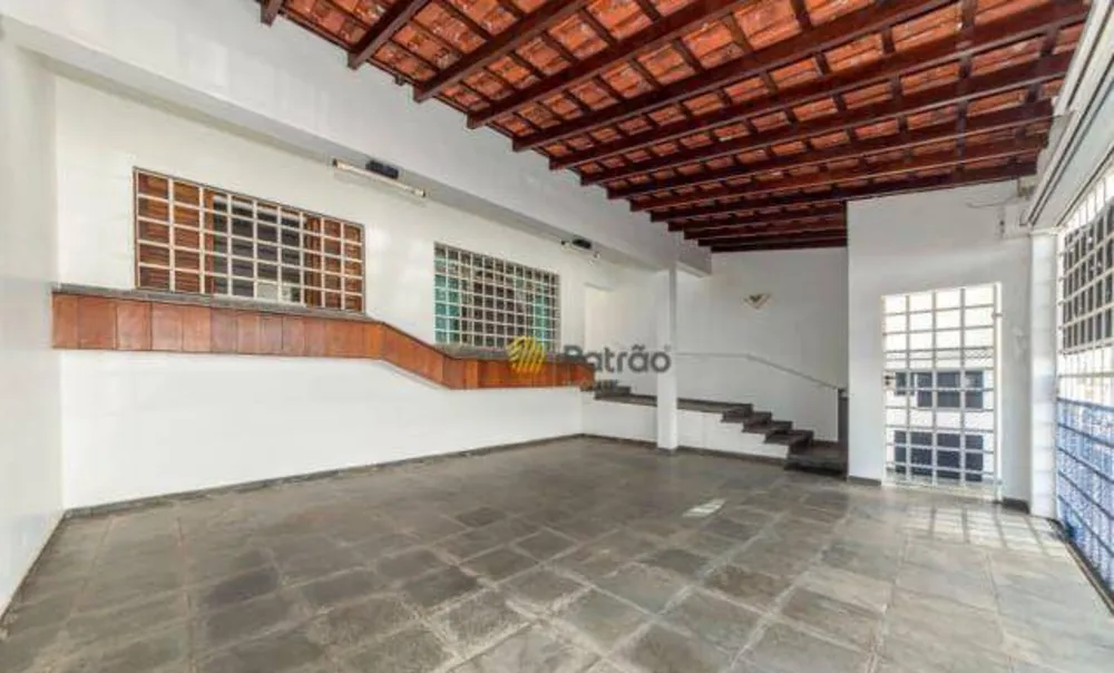 Casa, 3 quartos, 197 m² - Foto 1