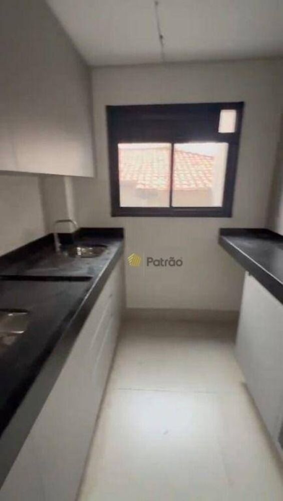 Apartamento para alugar com 2 quartos, 70m² - Foto 4